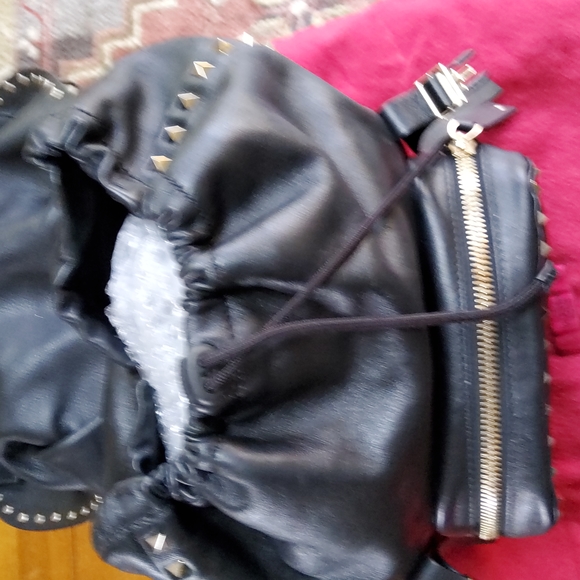 "Not for Sale"Valentino Caravani Leather Backpack! Brand New!! - Picture 4 of 6